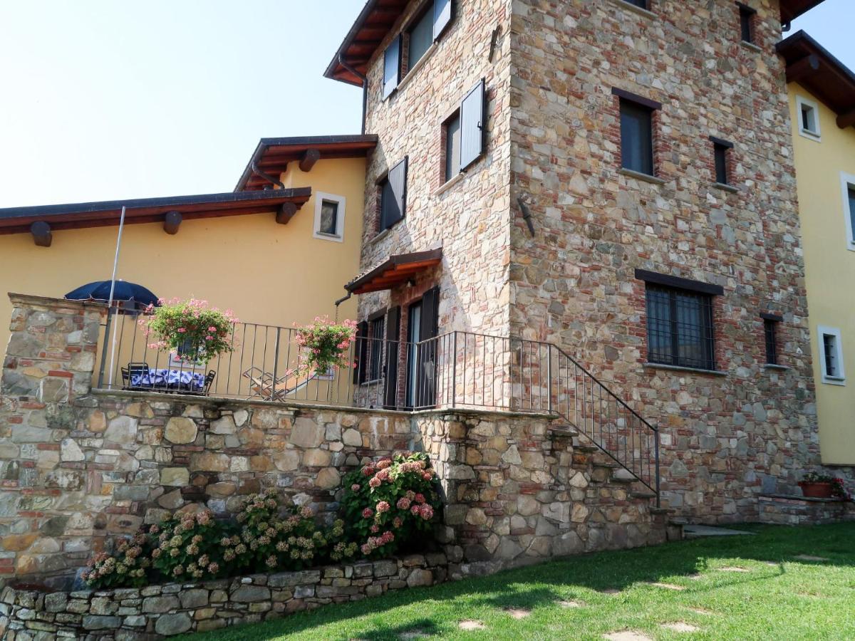 Holiday Home La Corte Bricca - Trilo Torretta By Interhome Castana  Екстер'єр фото