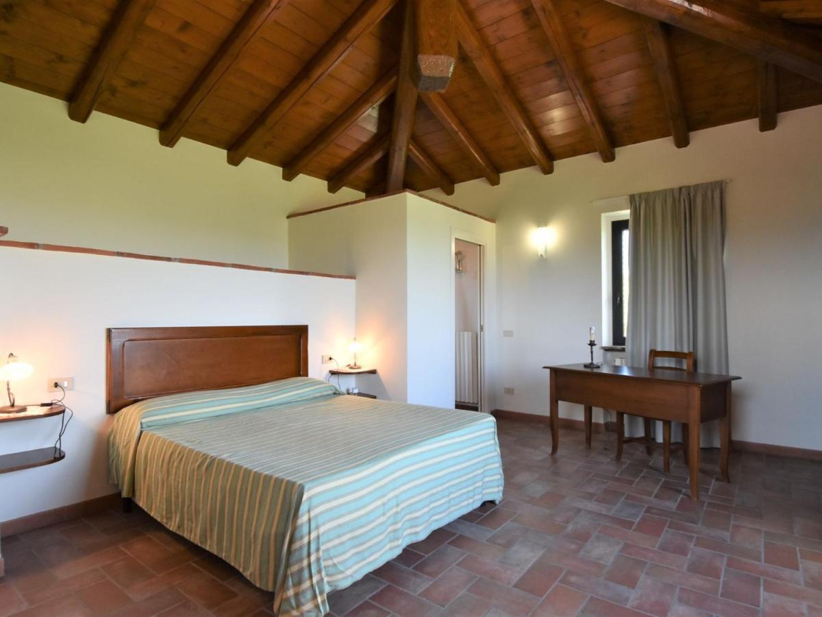 Holiday Home La Corte Bricca - Trilo Torretta By Interhome Castana  Екстер'єр фото
