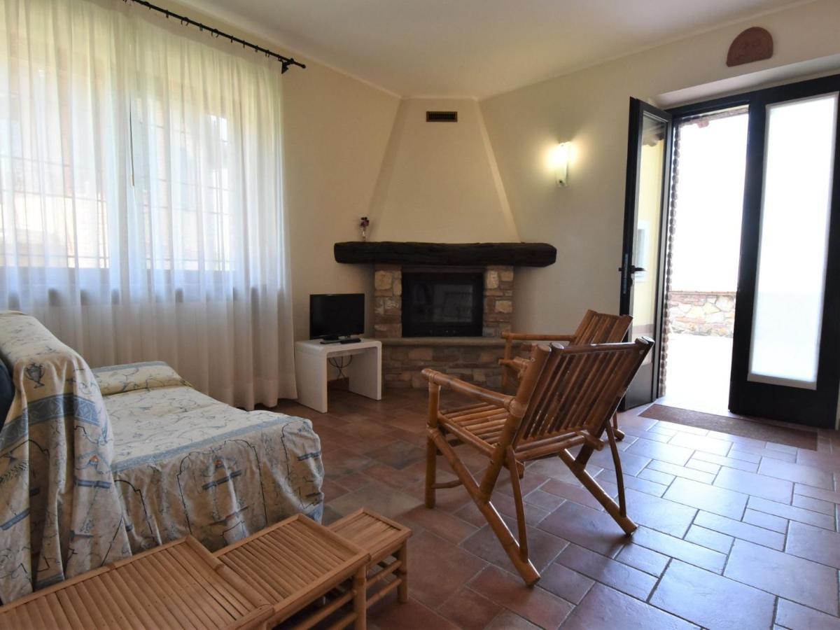 Holiday Home La Corte Bricca - Trilo Torretta By Interhome Castana  Екстер'єр фото